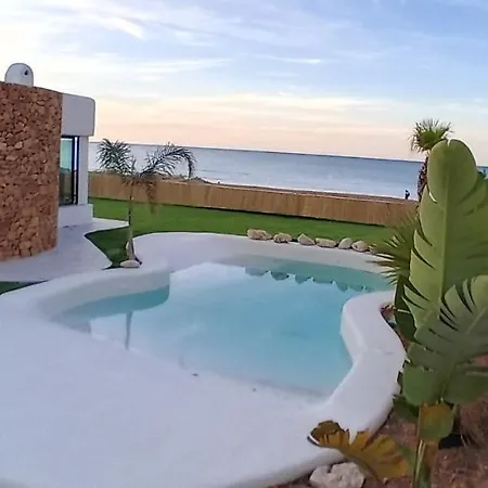 Primera Linea Villa Denia